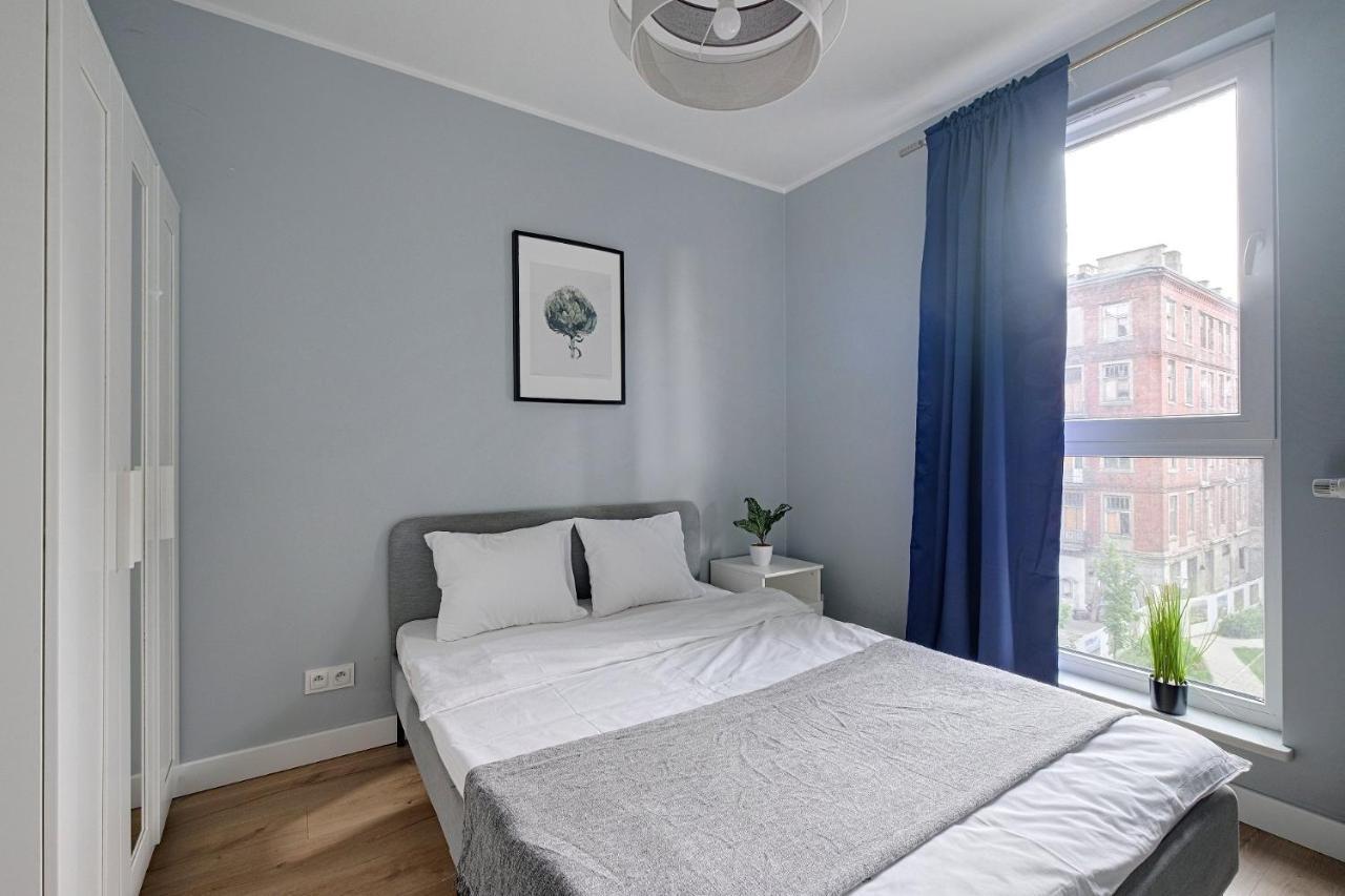 Apartamento 2Br Apt Strzelecka 24 With Balcony Varsovia Exterior foto